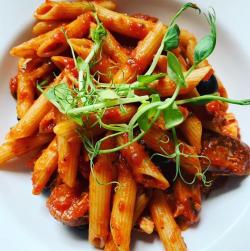 Penne Puttanesca 