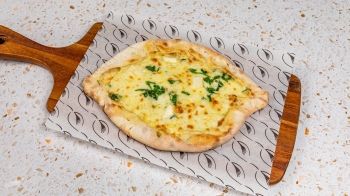  Cheesy fatayer