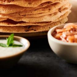 2 Poppodom with Onion and Mango Chutney