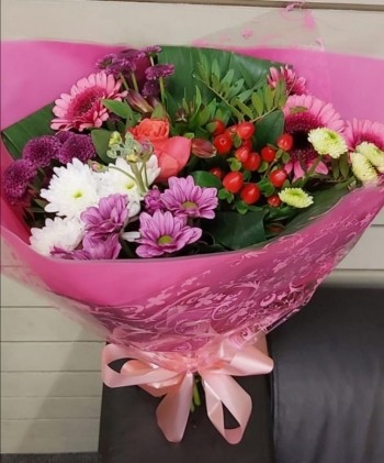 Raspberry Pink hand-tied bunch